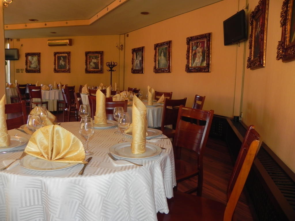 Hestia Hotel Calaraşi Dış mekan fotoğraf
